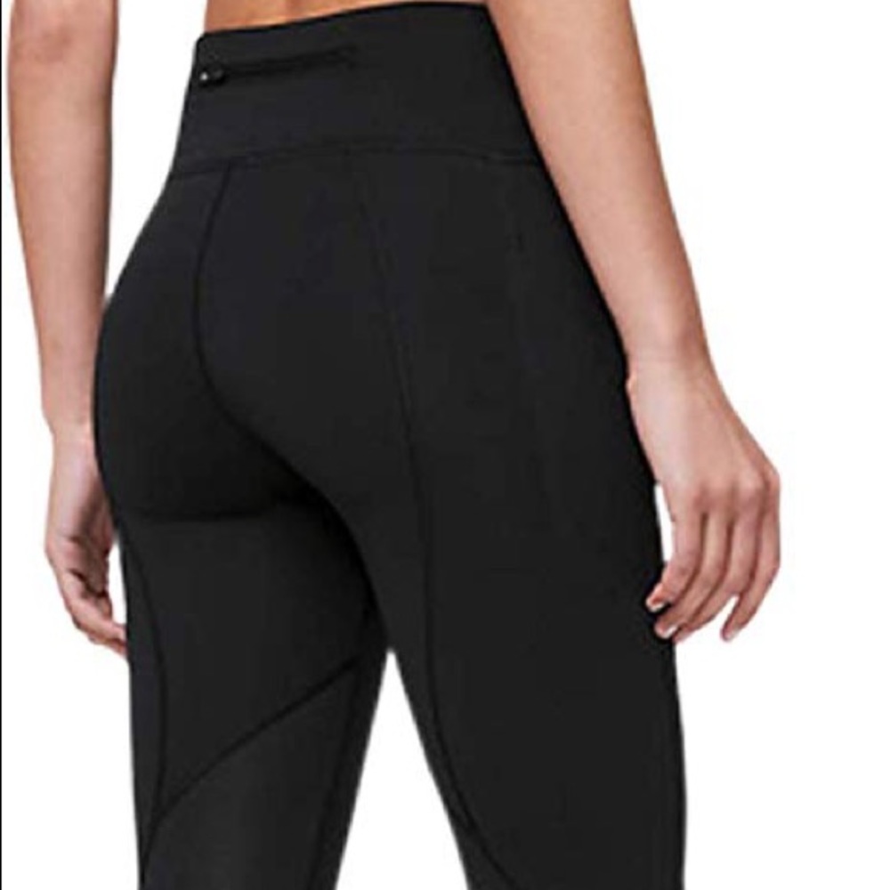 Black Lululemon Cropped Leggings